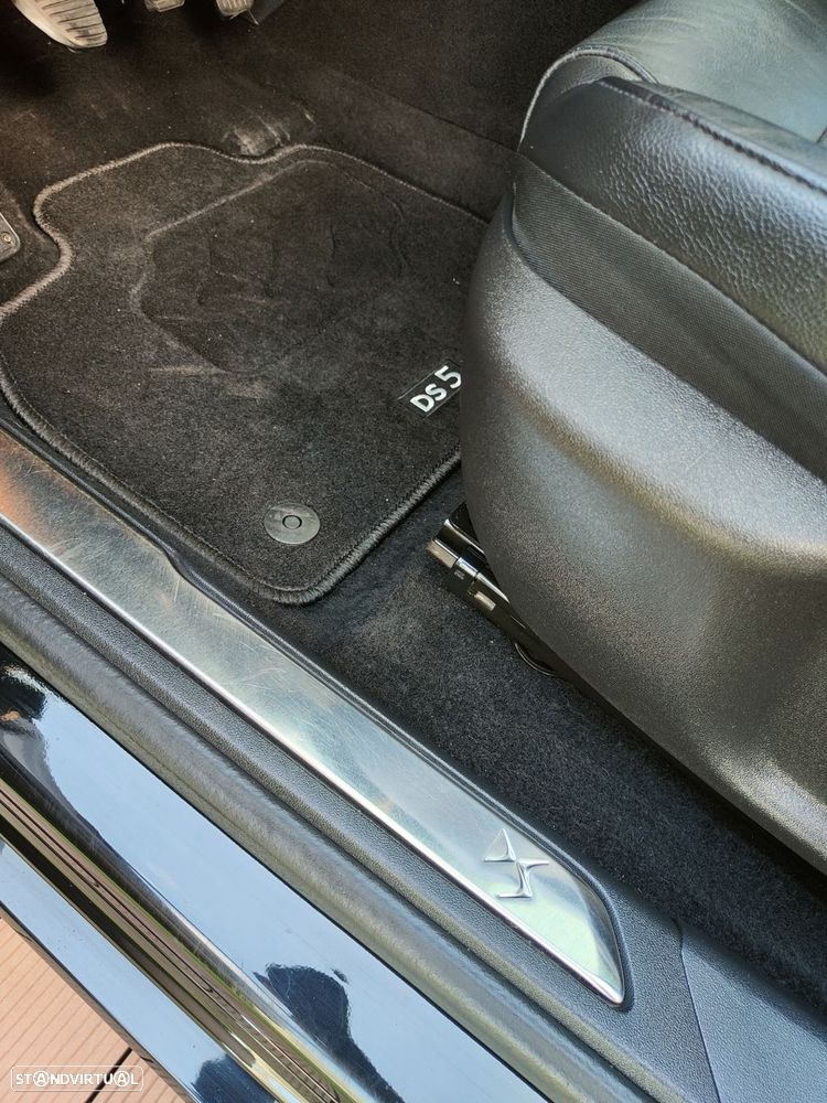 Citroën DS5 1.6 BlueHDi So Chic - 23