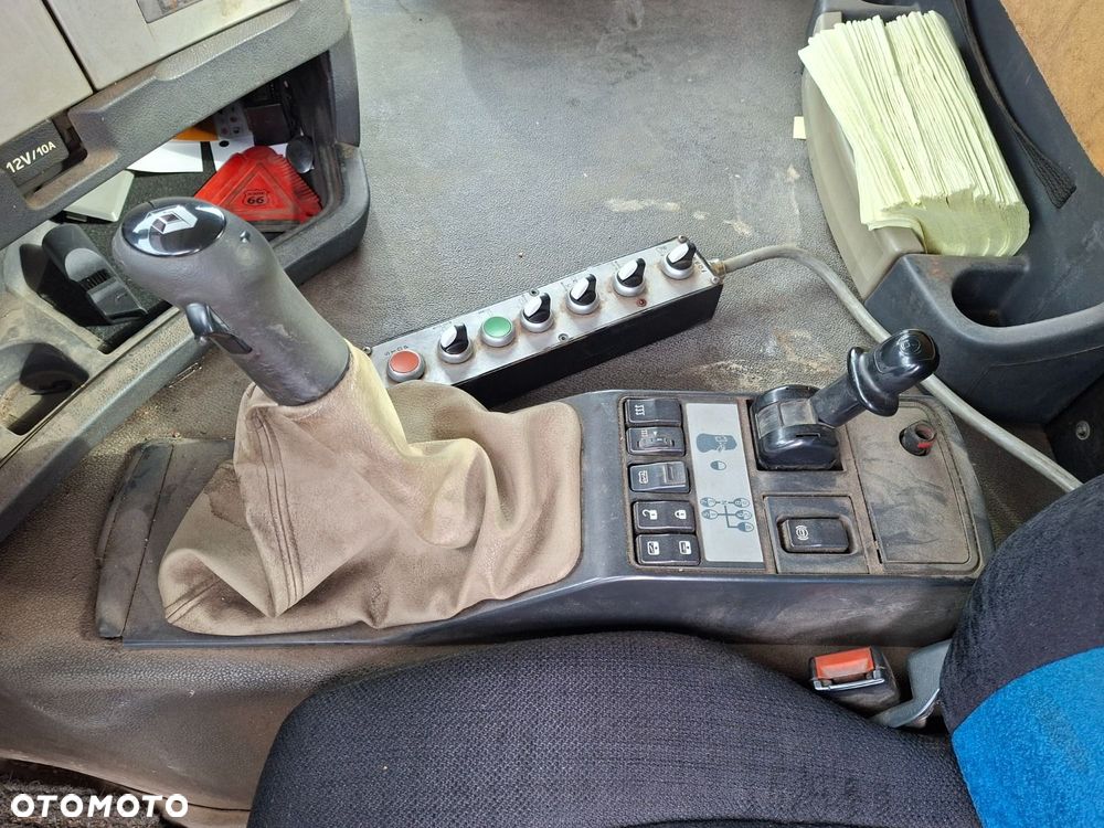 Renault Premium Dxi 450.26 Pr 6X2 - 16