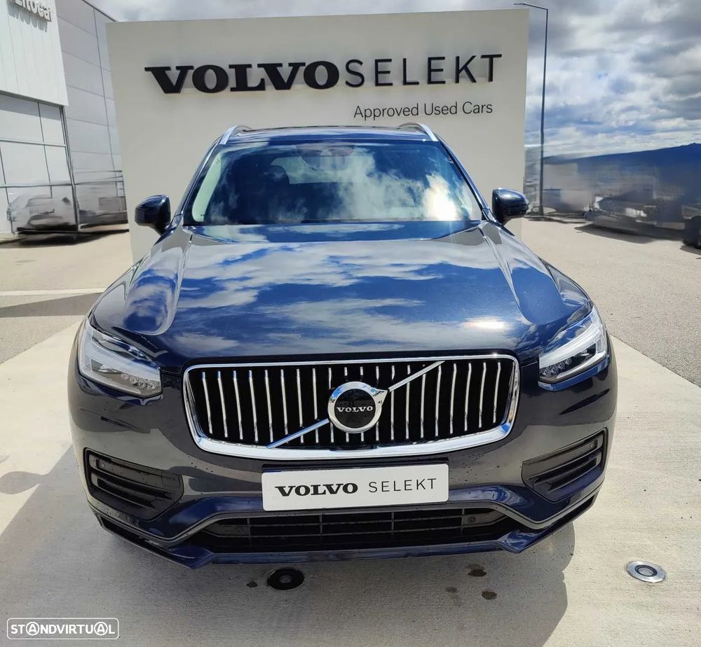 Volvo XC 90 - 9