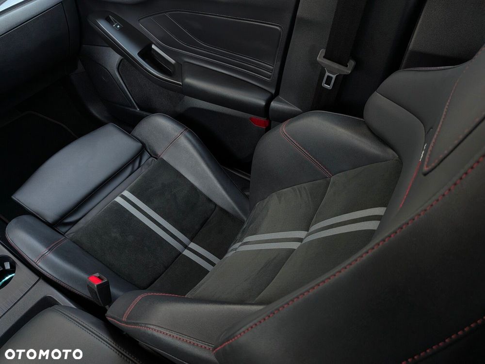 Ford Focus 2.3 EcoBoost ST X - 14