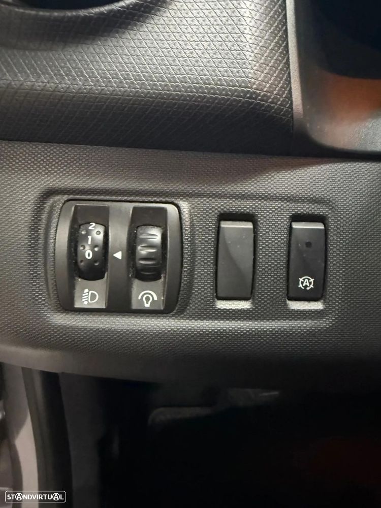 Renault Clio 0.9 TCE Confort - 13