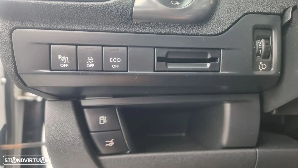 Citroën DS5 2.0 HDi Hybrid4 So Chic CMP6 - 6