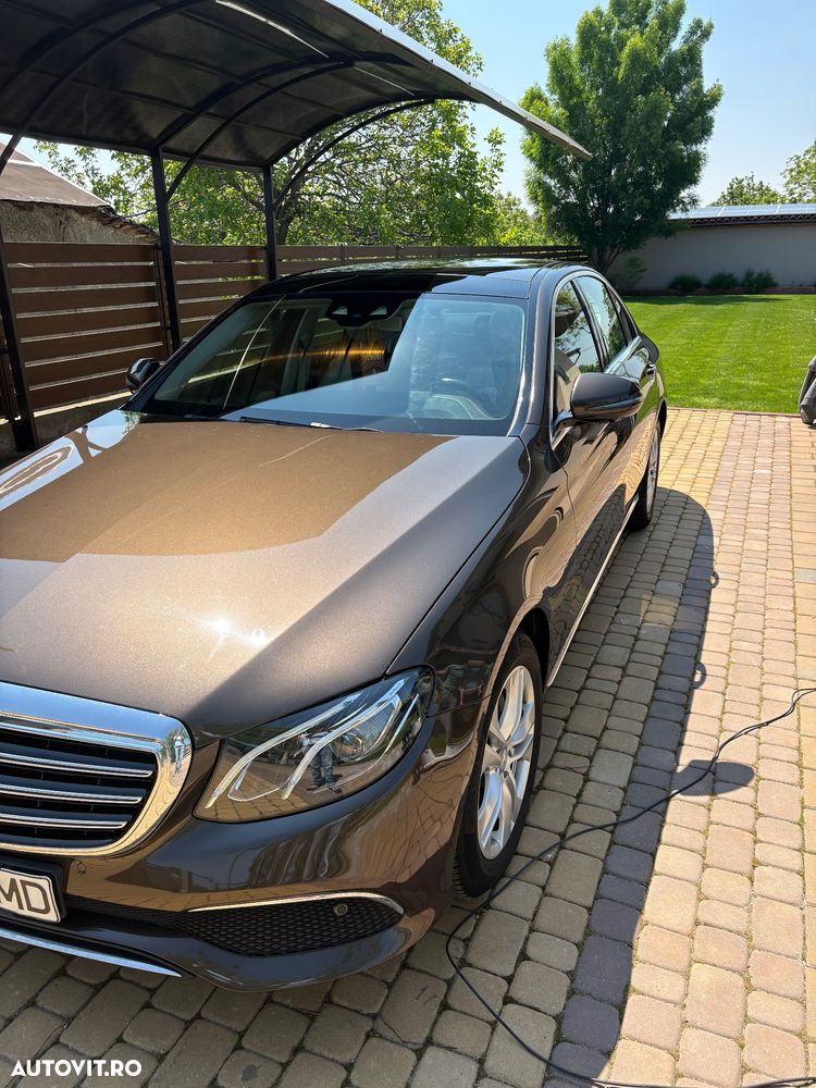 Mercedes-Benz E 220 d 9G-TRONIC - 4