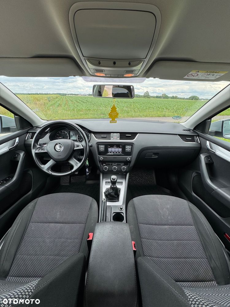 Skoda Octavia 1.4 TSI Ambition - 8