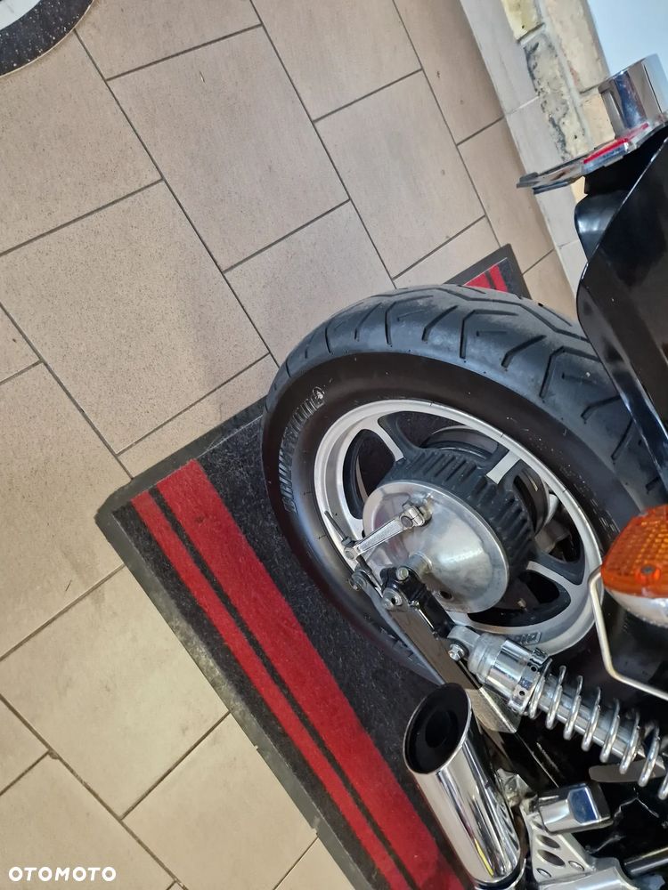 Honda Shadow - 28
