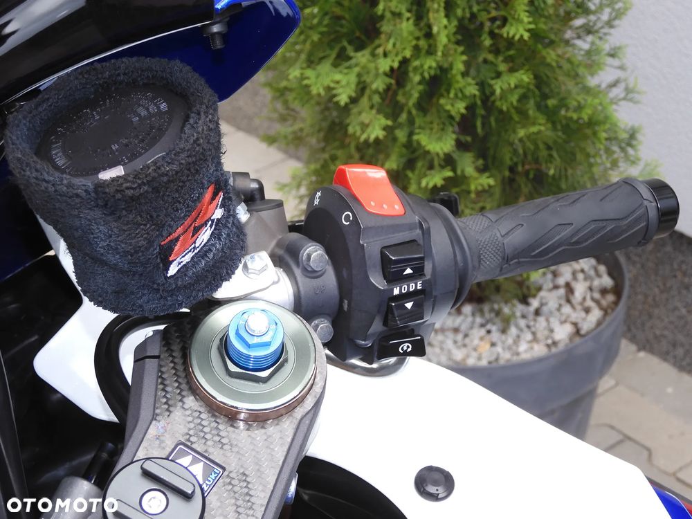 Suzuki GSX-R - 33