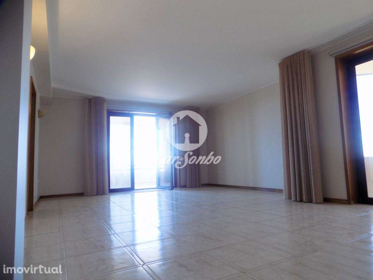 T2 c/ lugar de garagem e terraço de 40m2, 1ª linha de mar em Mindel... - Grande imagem: 2/14