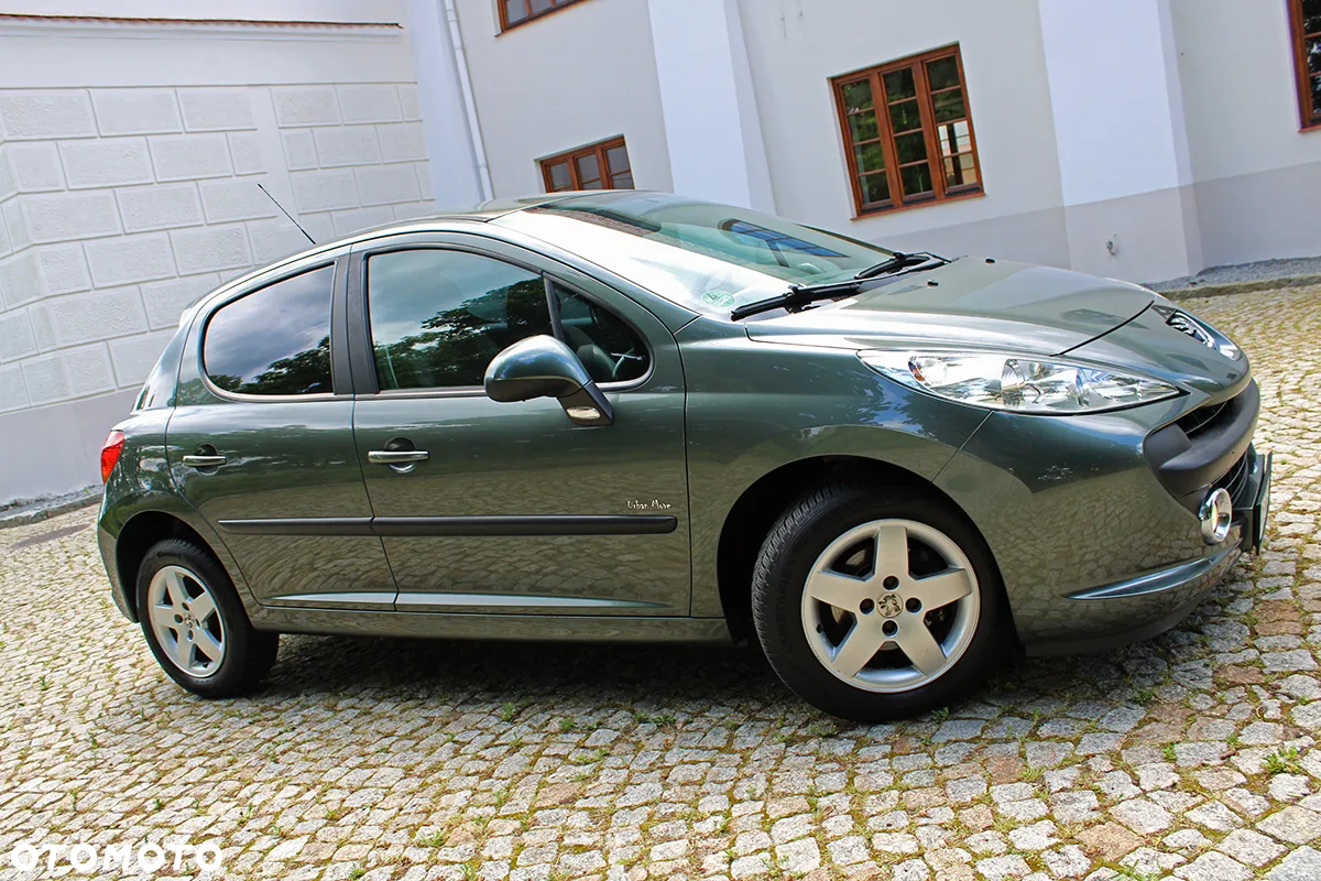 Peugeot 207 75 Urban Move - 27