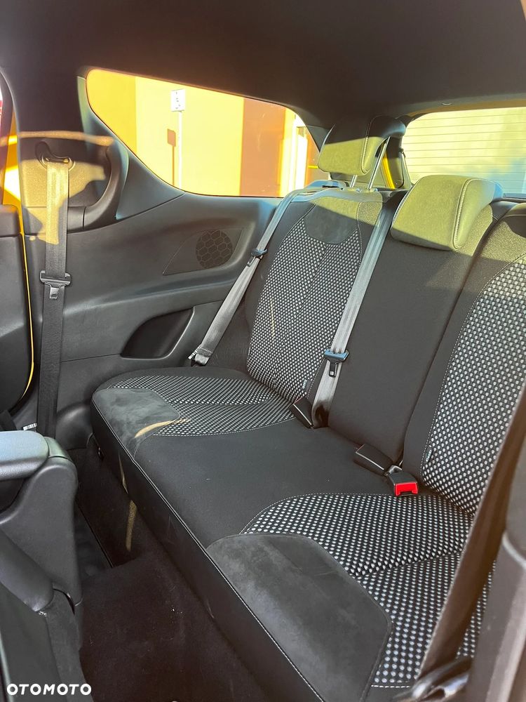 Citroën DS3 1.6 THP SportChic - 19