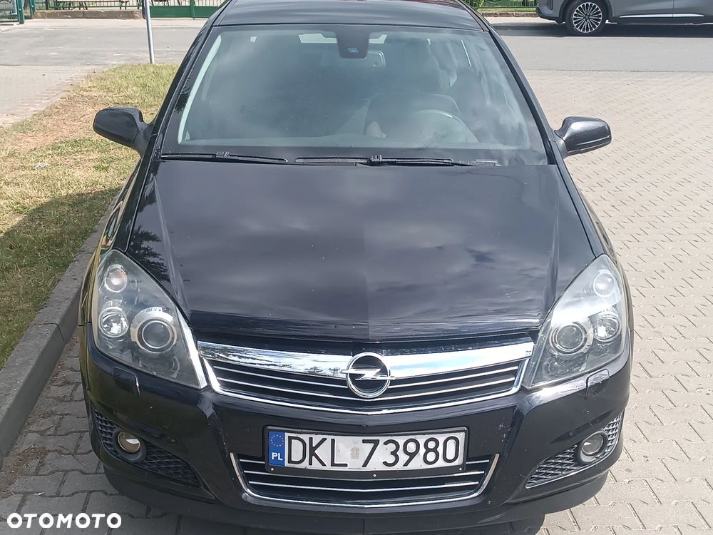 Opel Astra 1.6 Njoy - 1