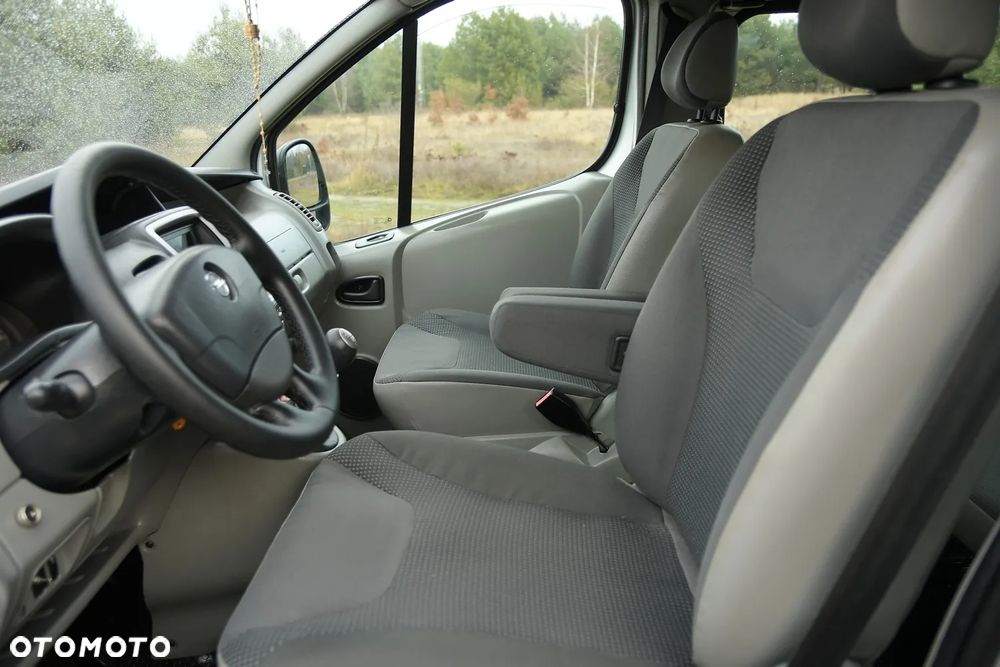 Opel Vivaro - 25
