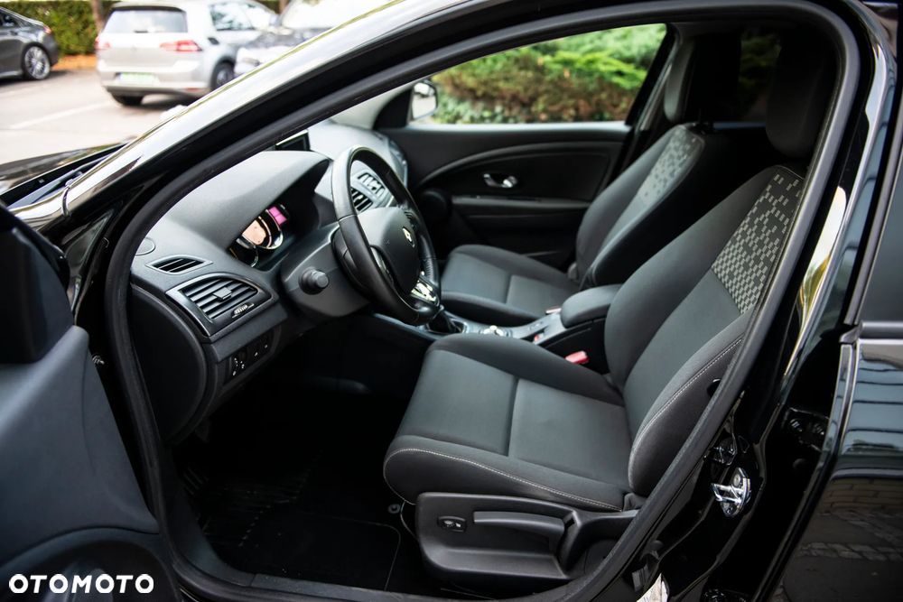 Renault Megane ENERGY dCi 110 Start & Stopp LIMITED - 15
