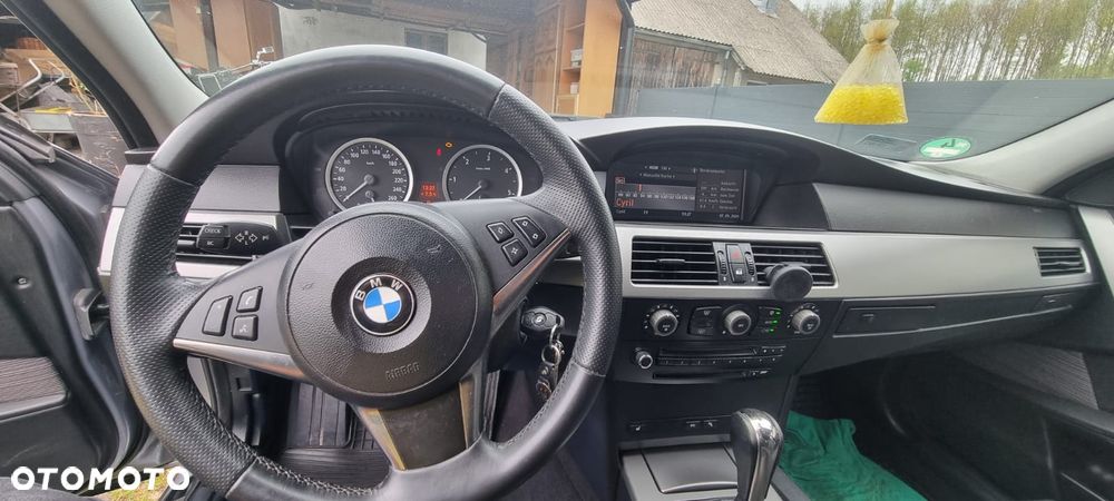 BMW Seria 5 - 8