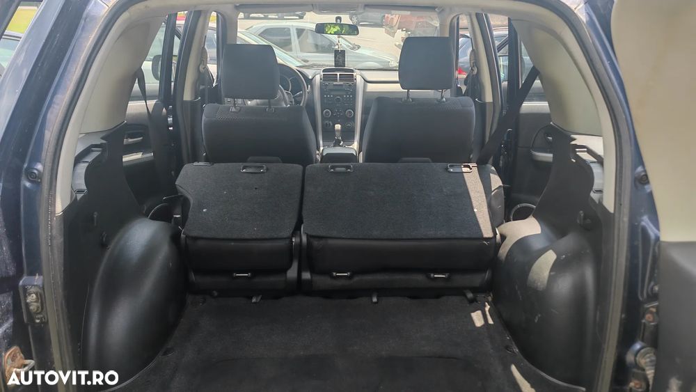 Suzuki Grand Vitara 1.9 DDiS Comfort - 7