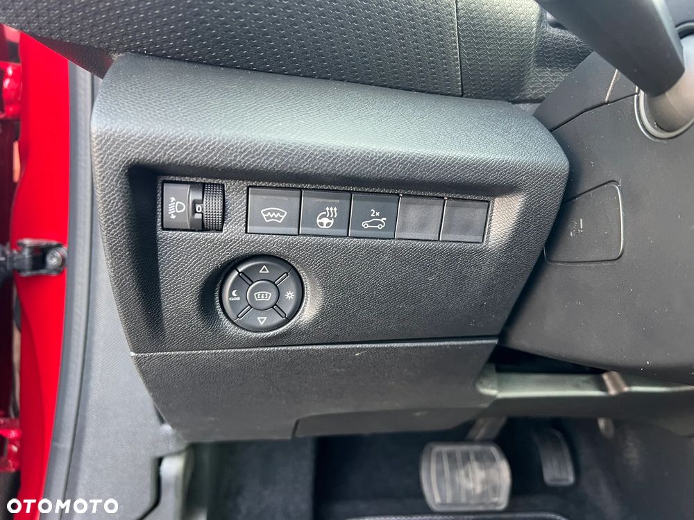 Citroën C4X ë-SERIES - 18