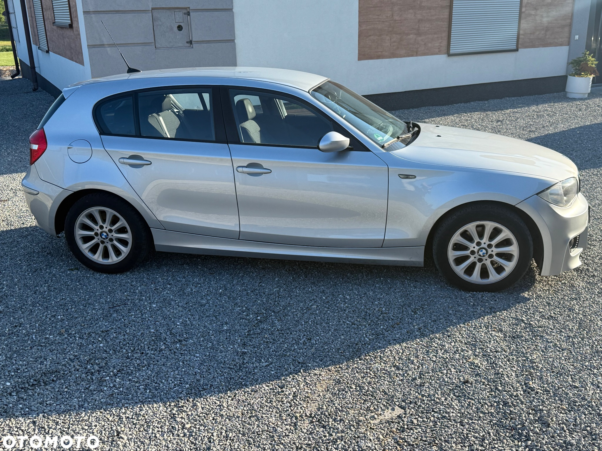 BMW Seria 1 118i - 4