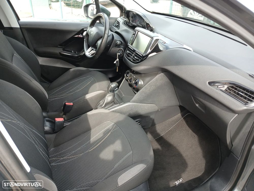 Peugeot 208 1.2 VTi Active - 22