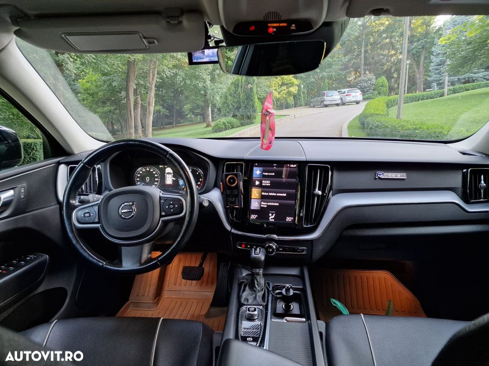 Volvo XC 60 D4 AWD R-Design - 1