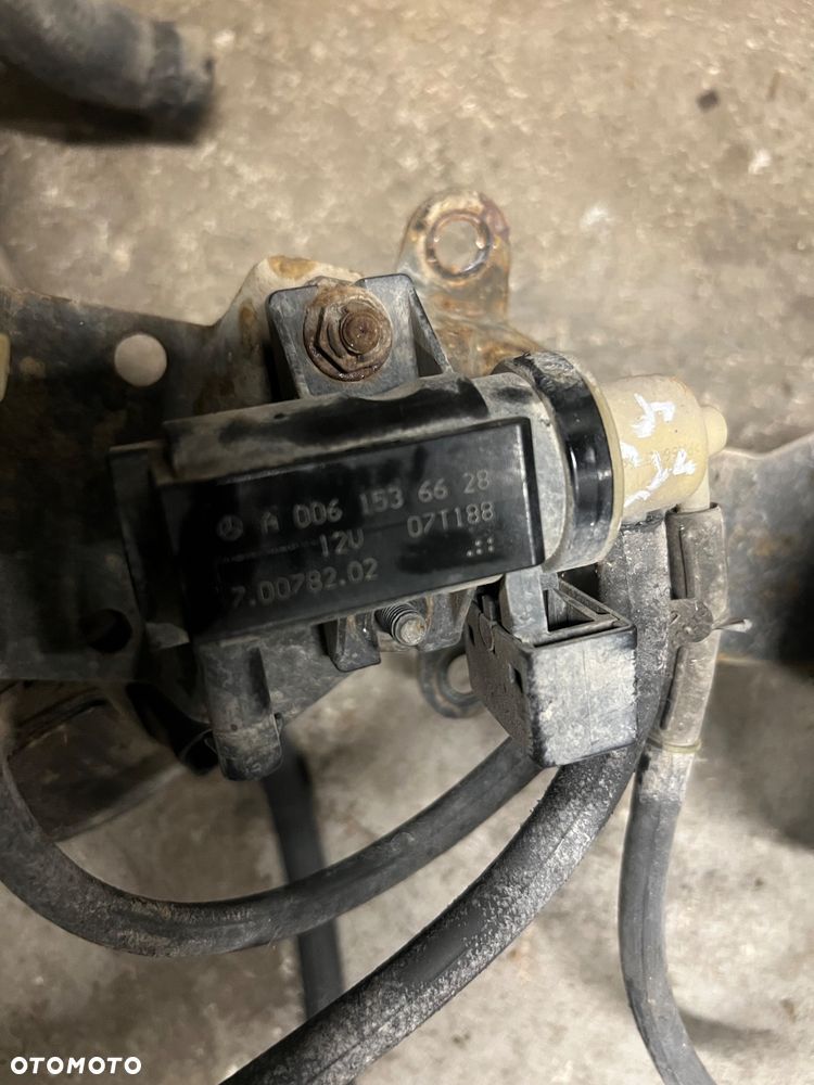 Zawór turbiny egr Mercedes sprinter 906 2.2cdi om646 - 2