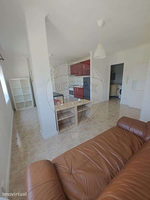 Apartamento T1 para arrendamento - Grande imagem: 4/17