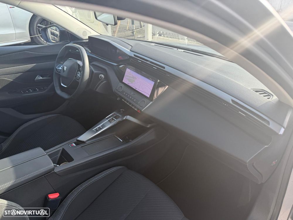 Peugeot 308 PureTech 130 EAT8 Active Pack - 12