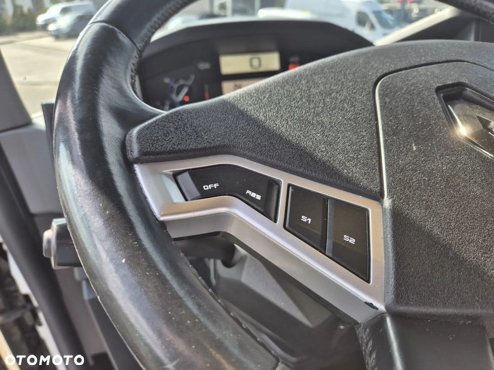 Renault T480 HIGHCAB STANDARD ZADBANY DUŻE BAKI ASO - 15