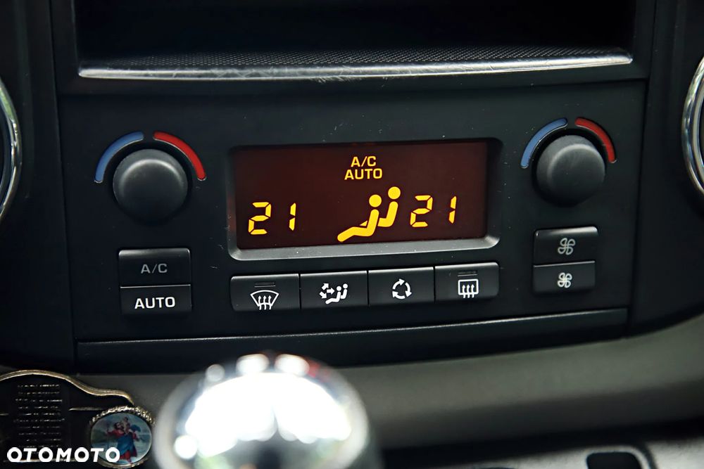 Peugeot Partner 1.6 HDi VTC - 25