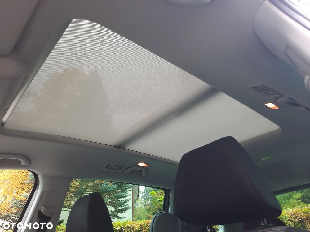 Volkswagen Sharan - 30