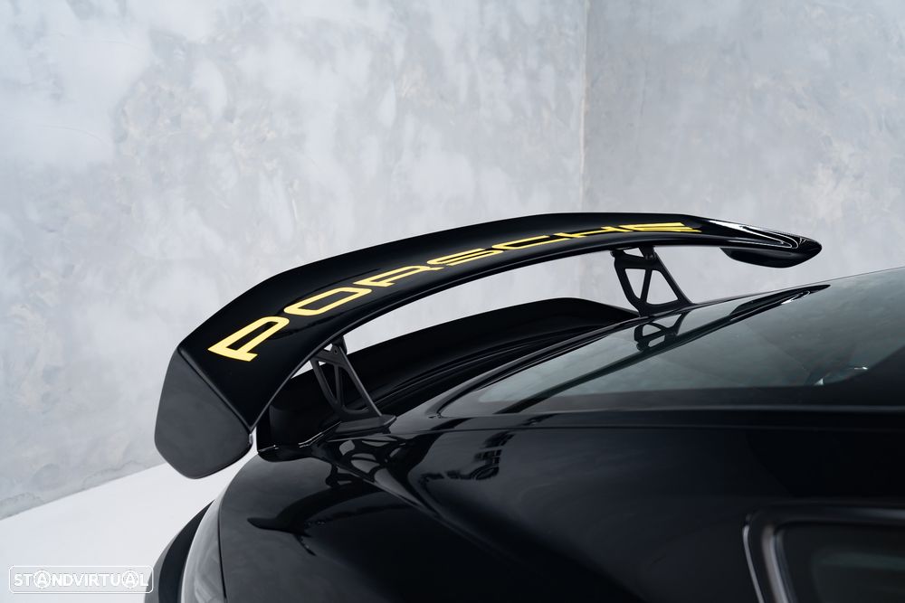Porsche 718 Cayman GT4 PDK - 7