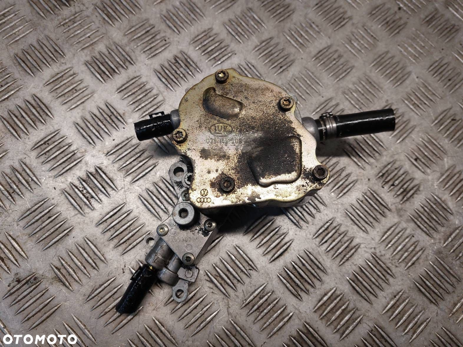 POMPA VACUM VOLKSWAGEN LUPO 1.2 TDI 038145209A - 4