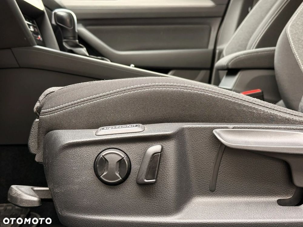Volkswagen Passat Variant 1.5 TSI EVO Business DSG - 18