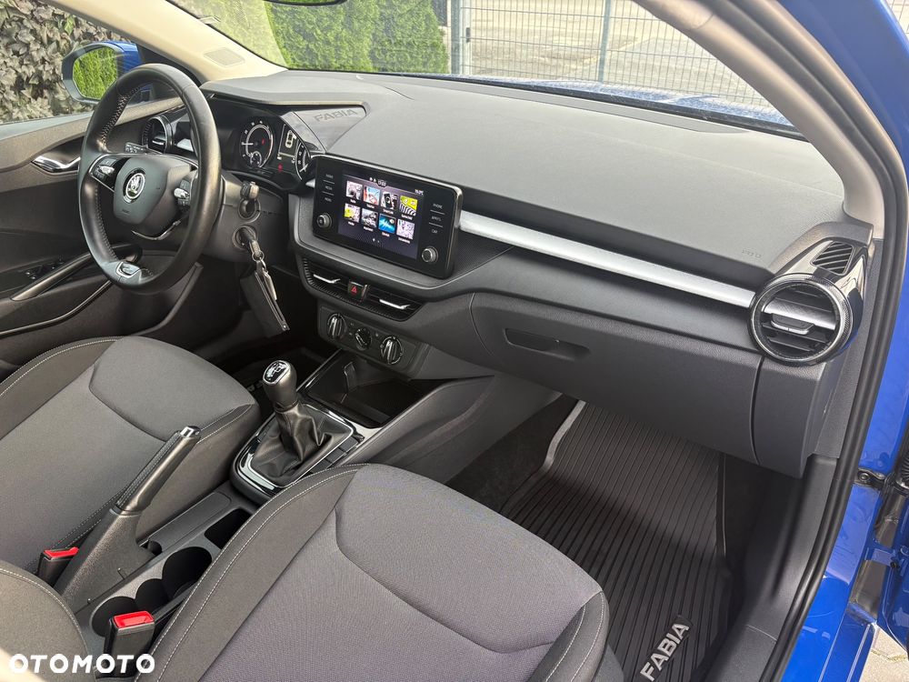Skoda Fabia 1.0 Style - 8