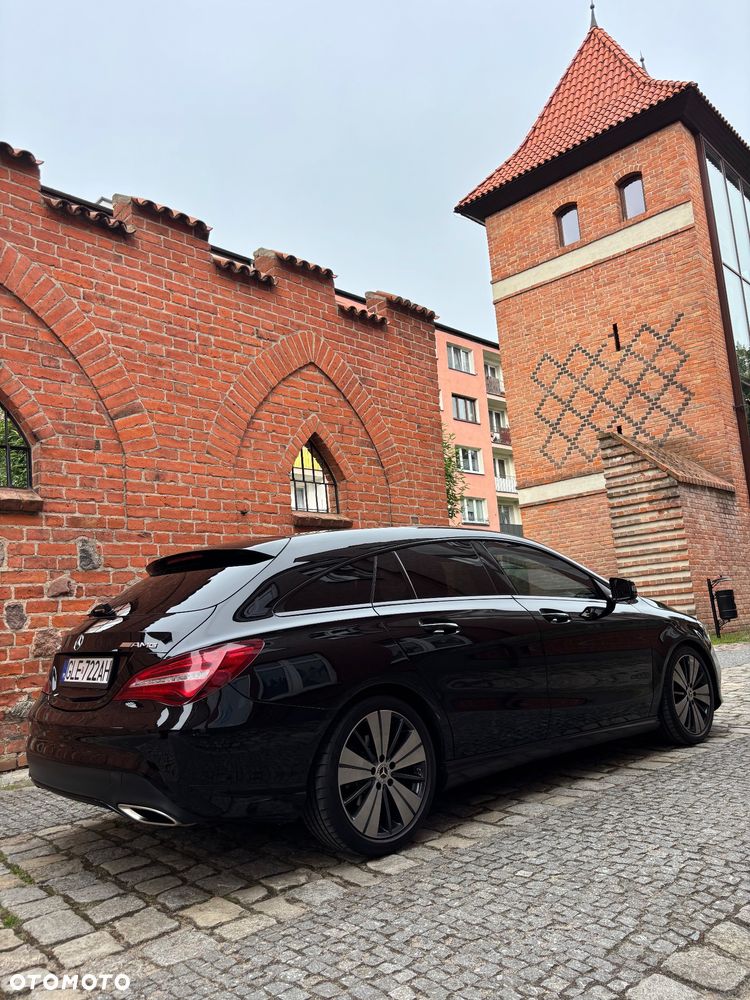 Mercedes-Benz CLA 180 7G-DCT AMG Line - 13