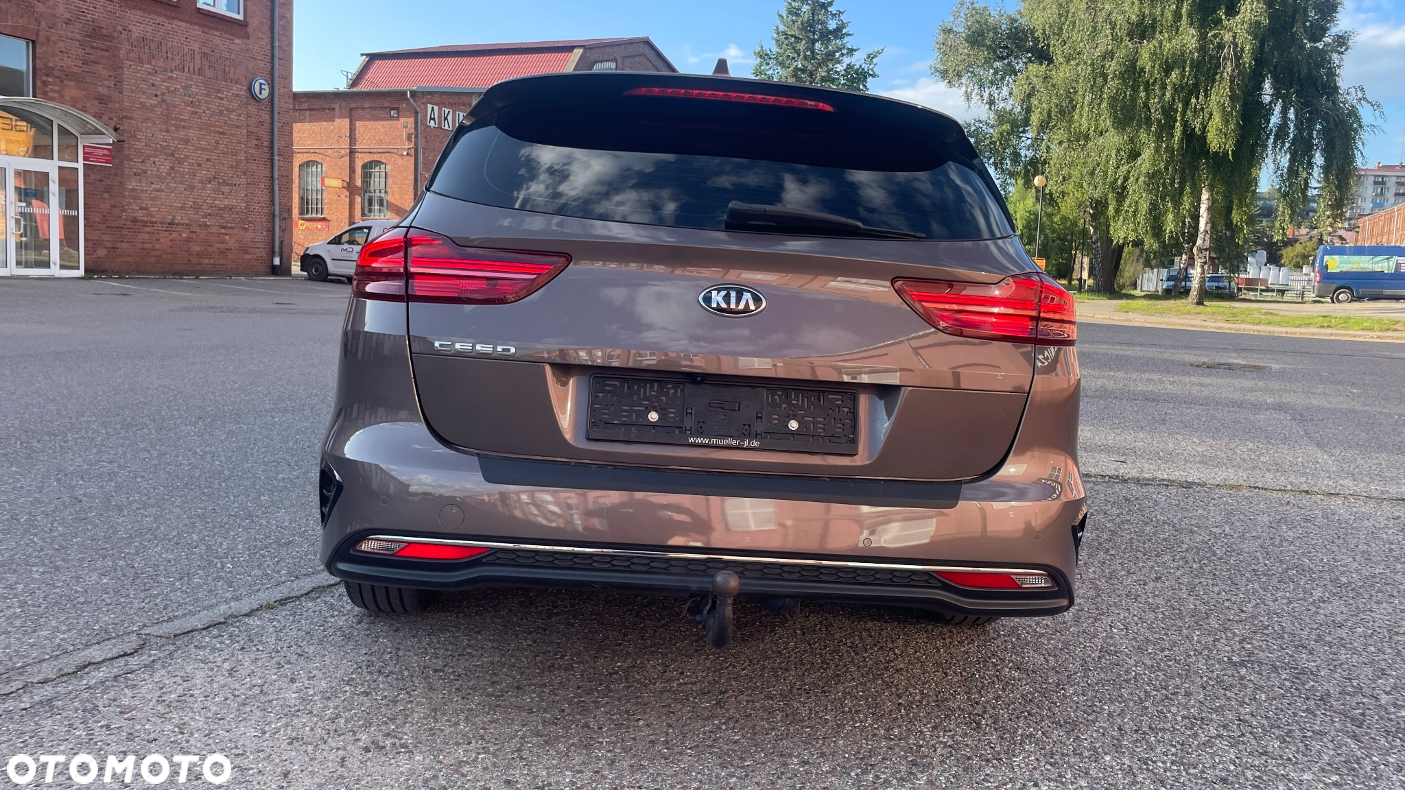Kia Ceed 1.6 CRDi SCR M - 9