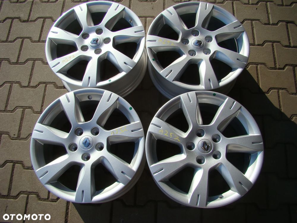 a252 5x114,3 Renault Fluence Megane Scenic Grand Scenic - 1