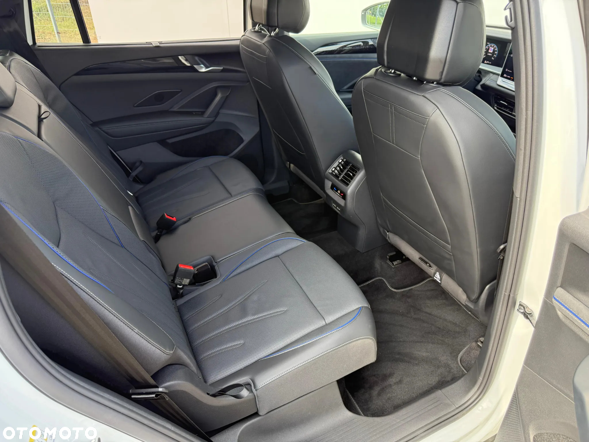 Volkswagen Tayron 2.0 TDI SCR 4Mot R-Line DSG - 16
