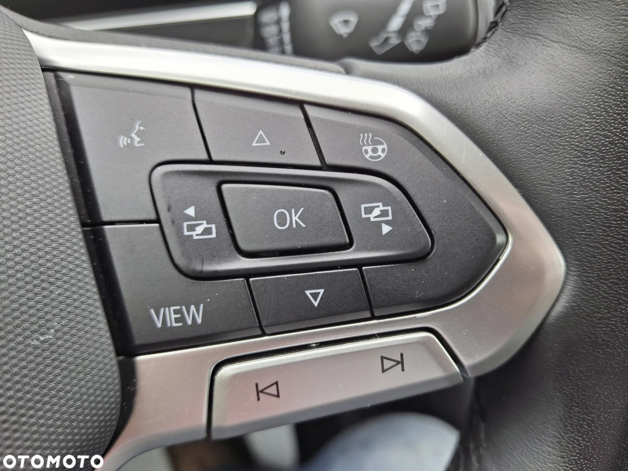 Volkswagen Tiguan 2.0 TDI SCR Life - 29