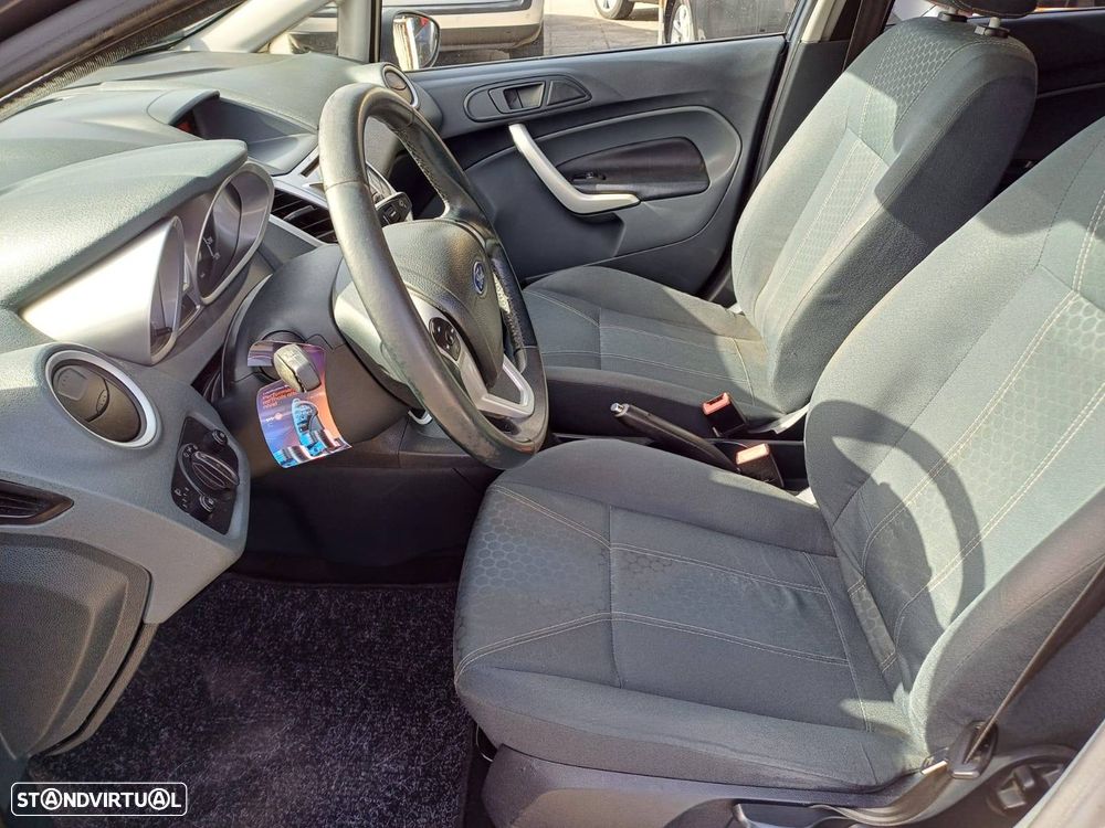 Ford Fiesta 1.25 Titanium - 6