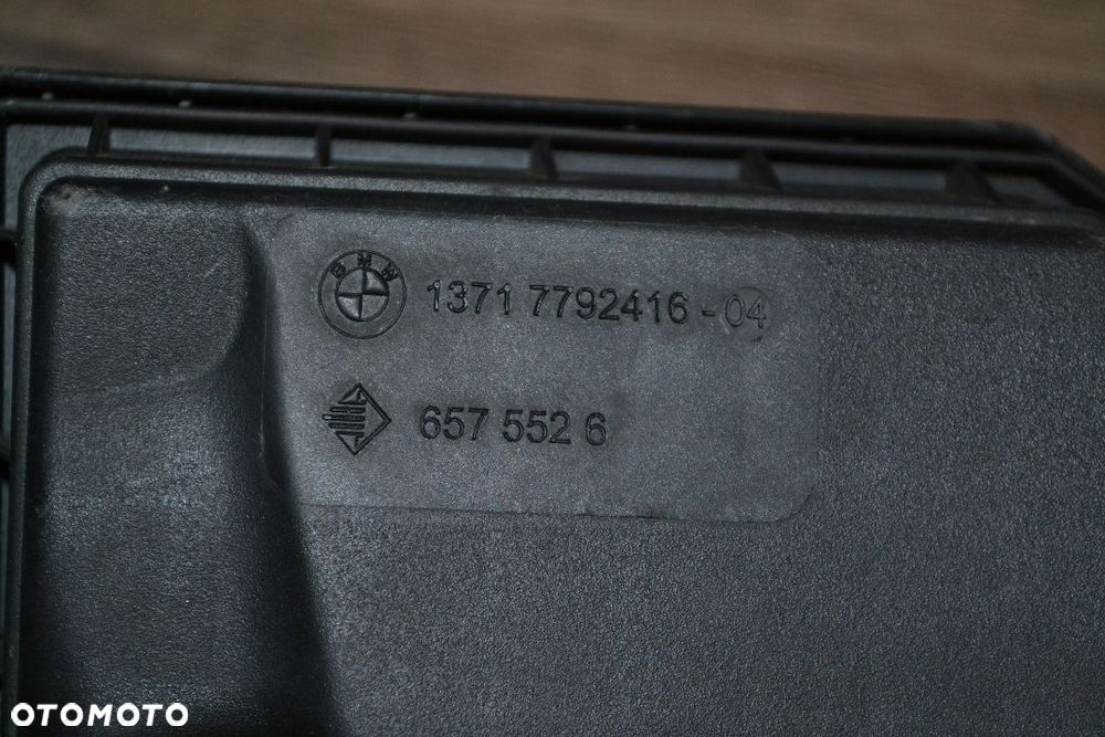 BMW E60 E61 E63 E64 2,0 3,0 OBUDOWA FILTRA POWIETRZA 7792416 - 3