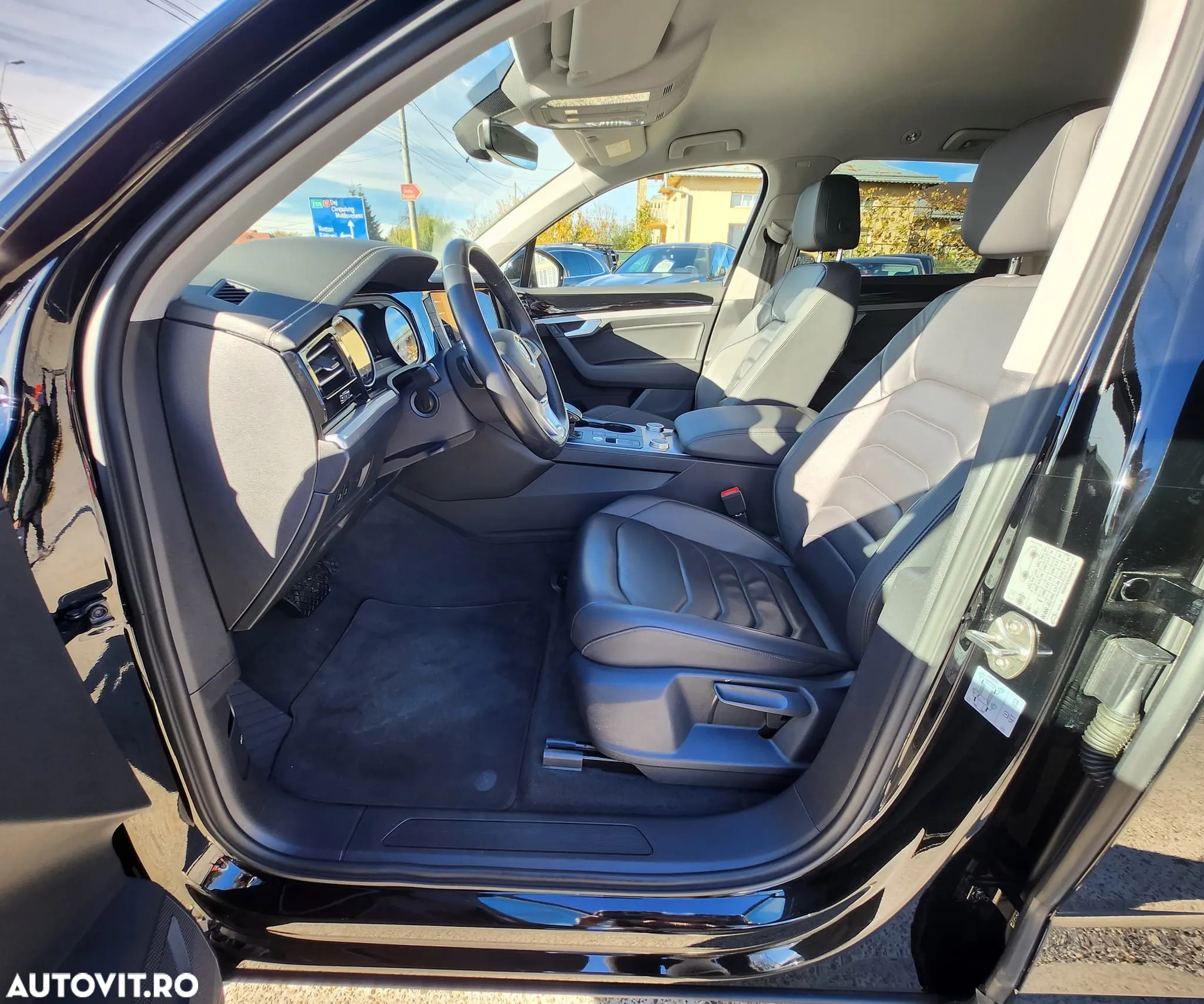 Volkswagen Touareg 3.0 V6 TDI 4Motion DPF Automatik Elegance - 10