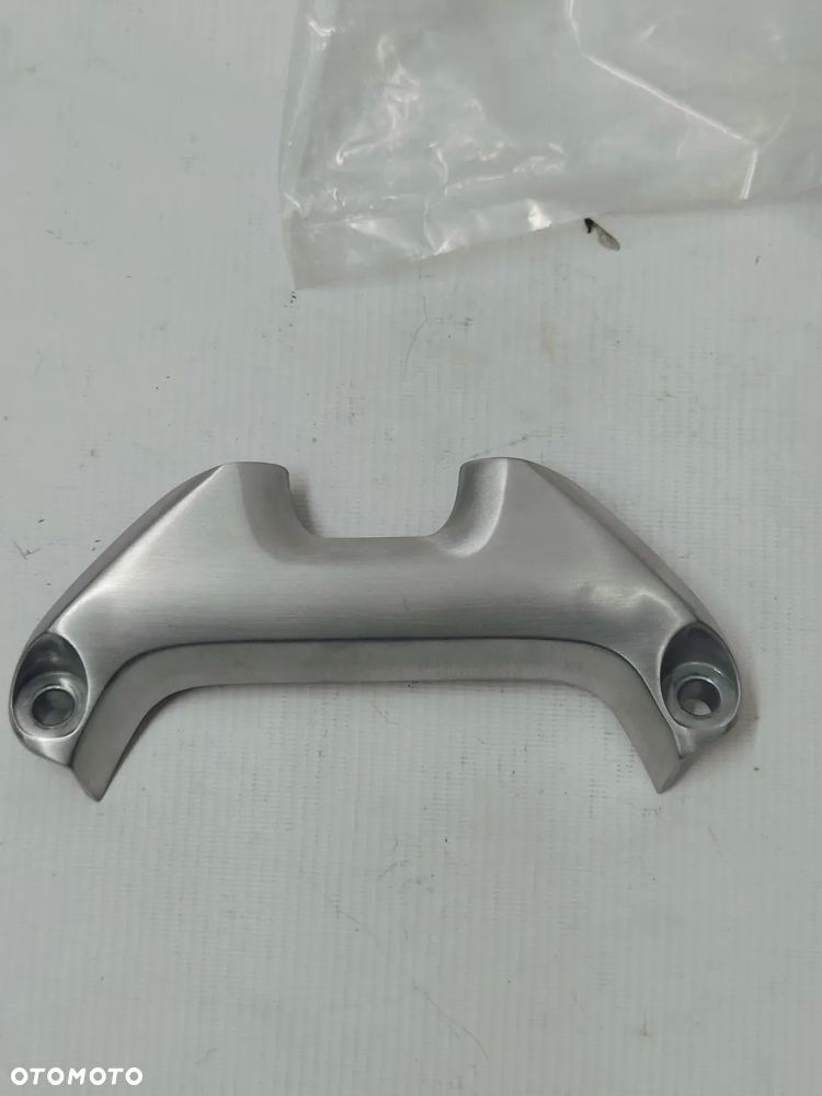 Łącznik Triumph Rocket 3 - 1