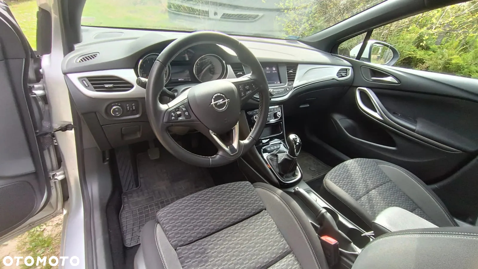 Opel Astra V 1.2 T GS Line S&S - 15