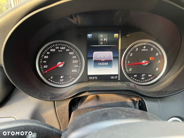Mercedes-Benz Klasa C 250 7G-TRONIC - 11