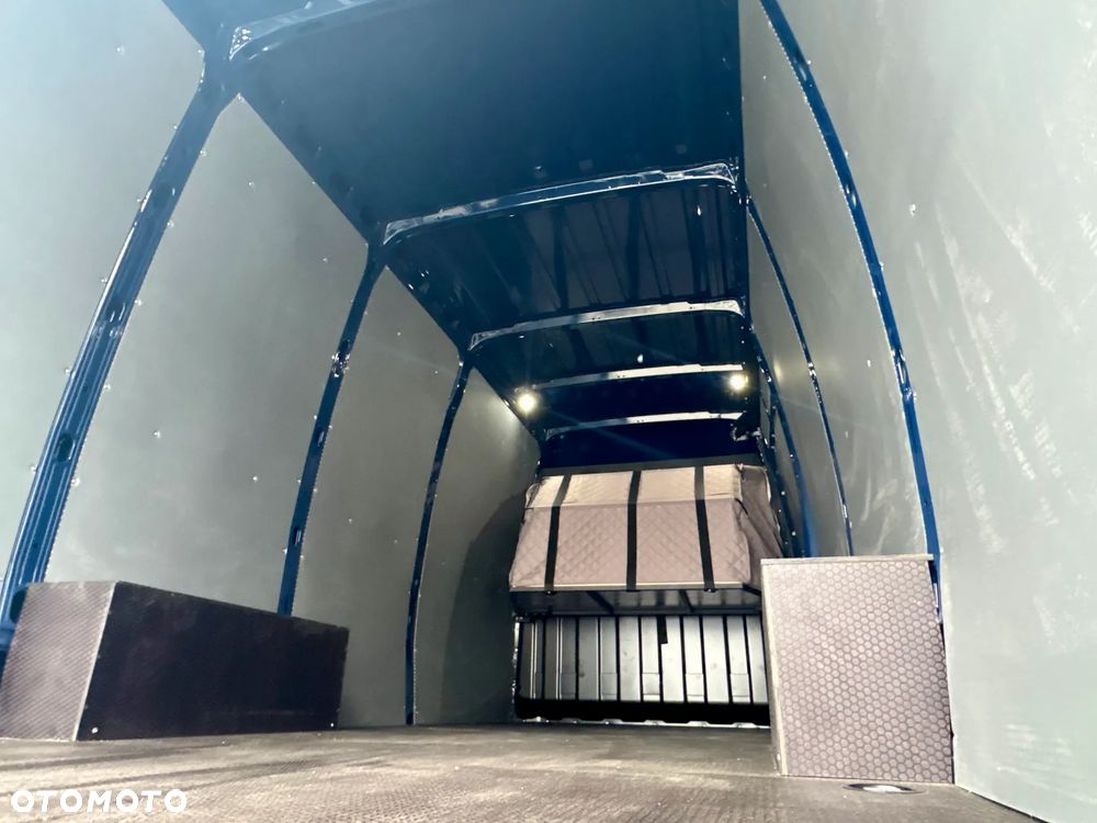 Iveco Daily 35S18HA8 V 3.0 Diesel 180 KM AT8 Zf L4H2 - 22