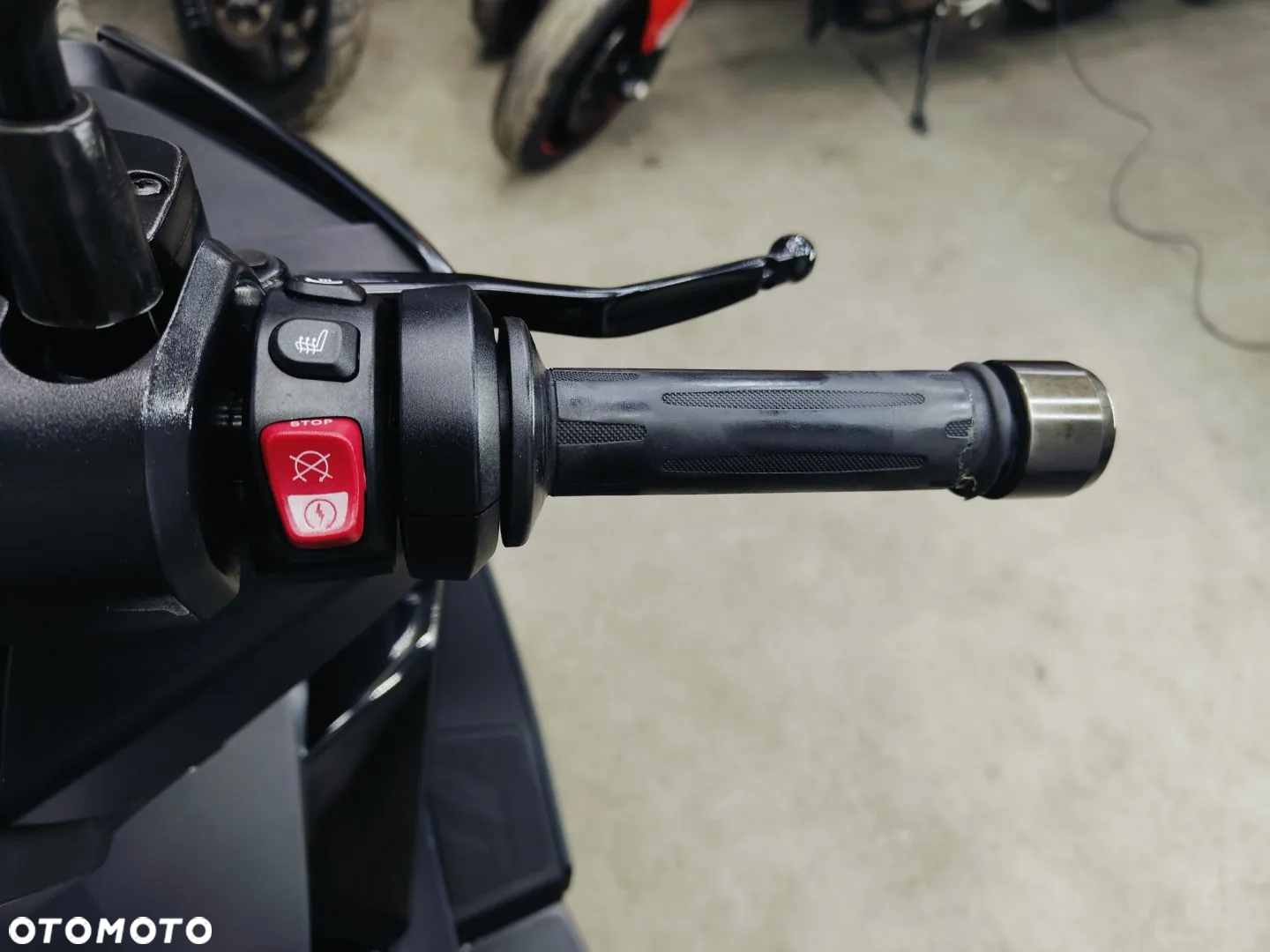 BMW C 400 GT - 13