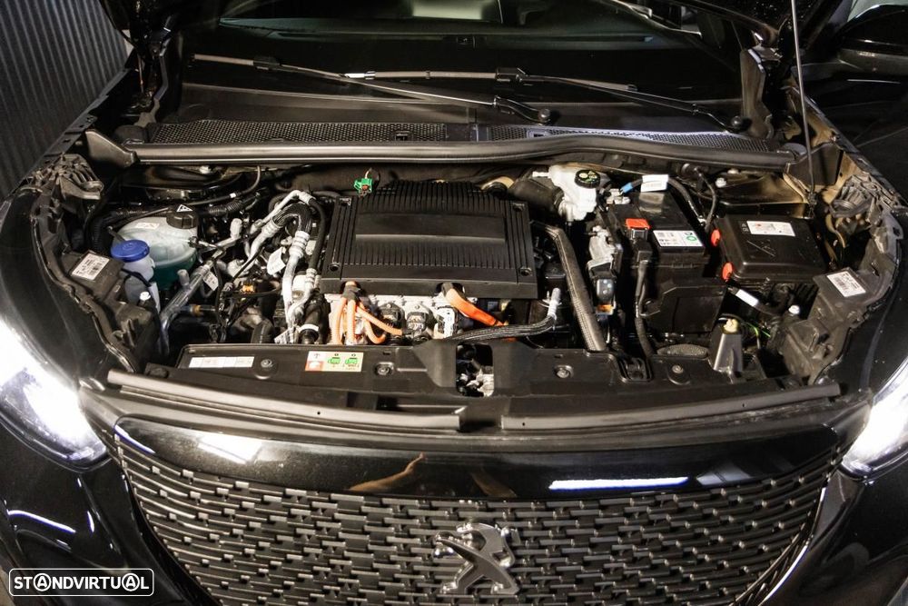 Peugeot e-2008 50 kWh Allure Pack - 48