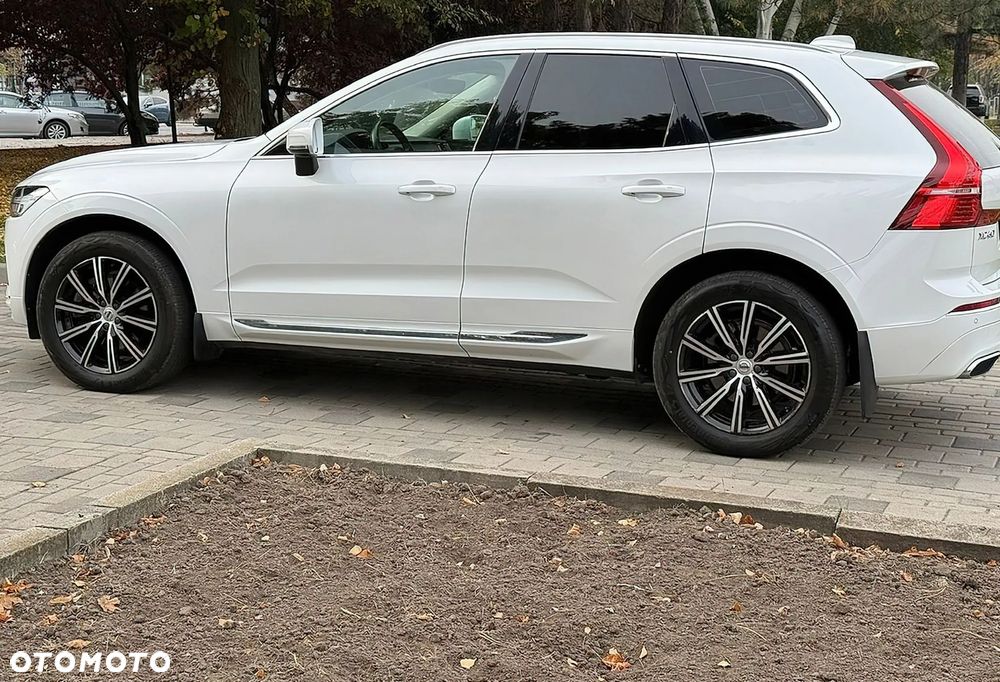 Volvo XC 60 B4 D AWD Geartronic Inscription - 4