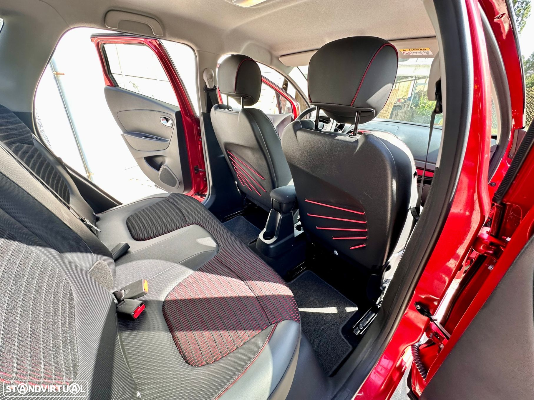 Renault Captur 1.2 TCe Exclusive XMOD - 7