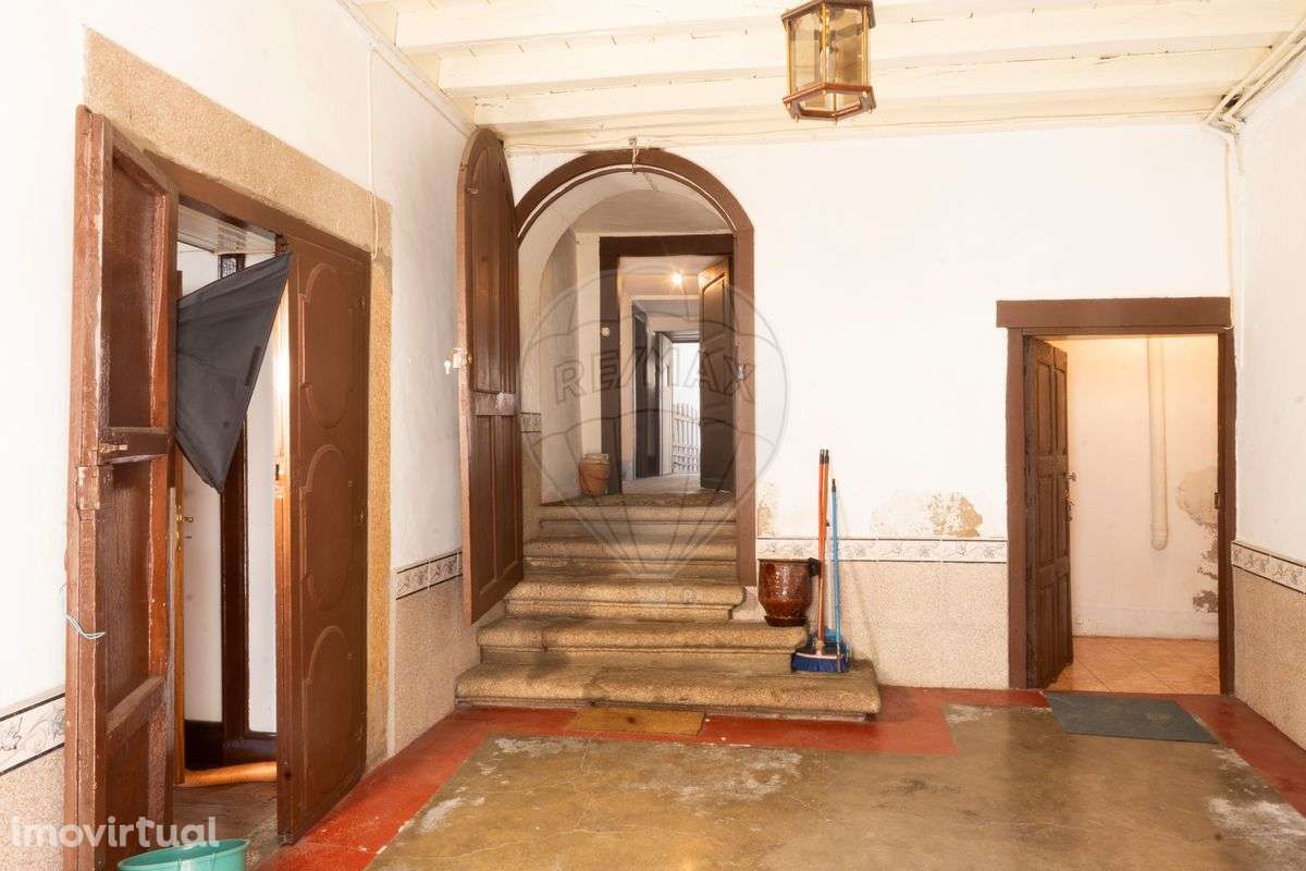 Moradia T7 para venda - Grande imagem: 2/50