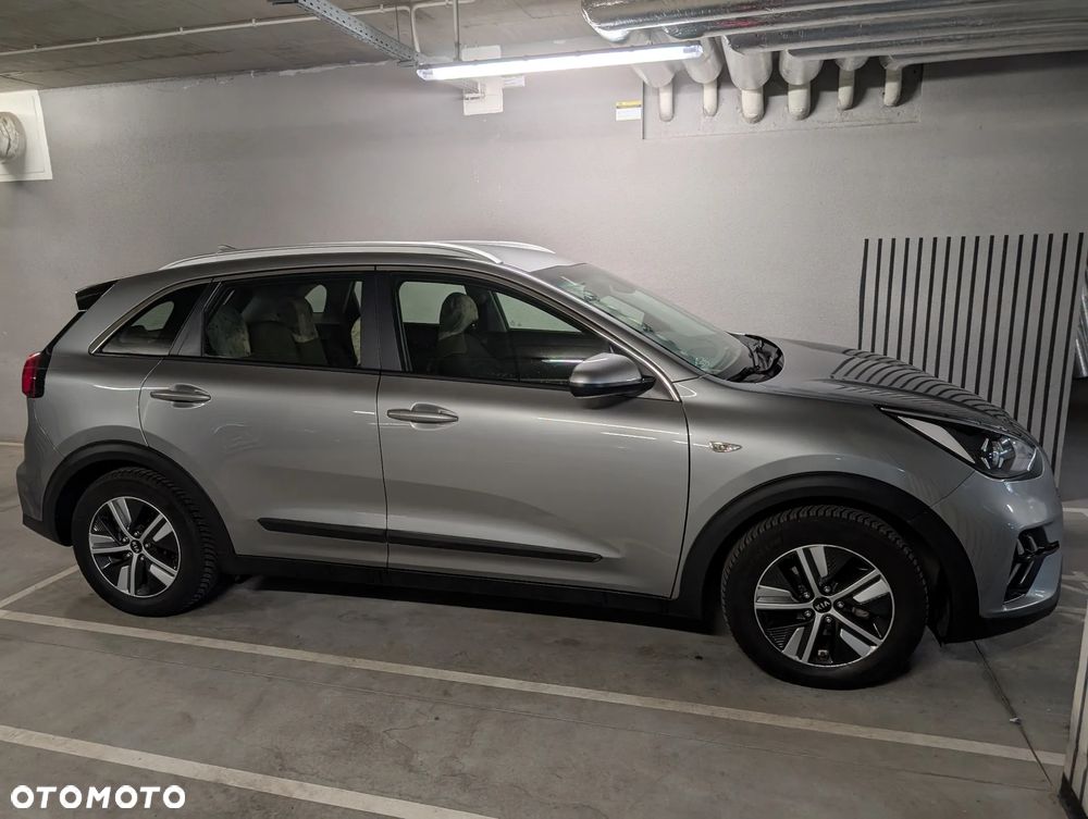 Kia Niro 1.6 GDI Hybrid M - 3